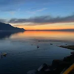 アパート Montreux Center With View And Direct Access