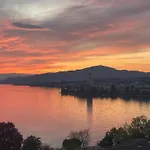 Montreux Center With View And Direct Access Apartment