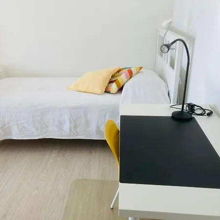Montreux Center With View And Direct Access Apartment *