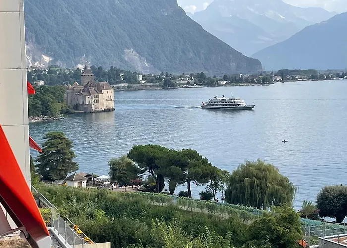 Montreux Center With View And Direct Access Appartement