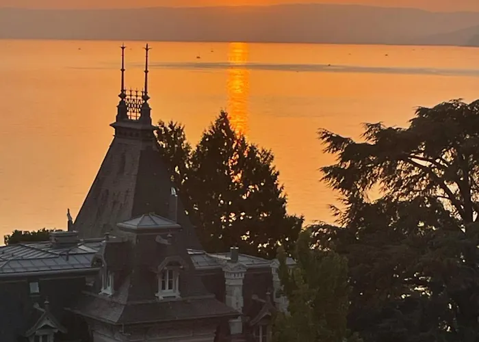 Montreux Center With View And Direct Access Appartement *